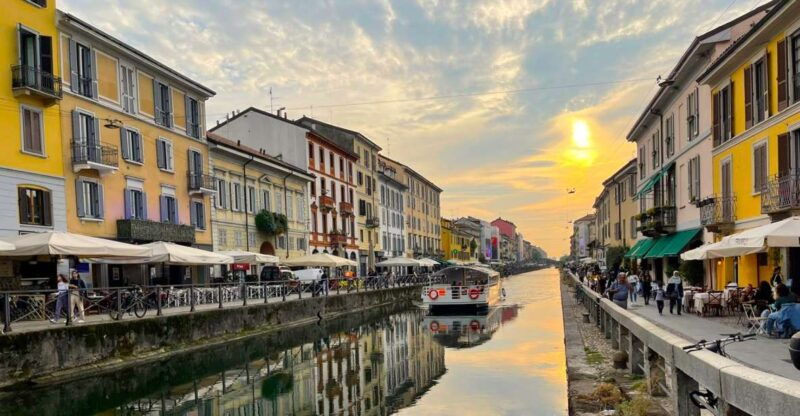 milan-navigli-canal-boat-cruise