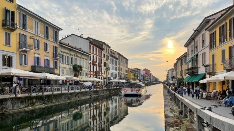 milan-navigli-district-canal-boat-tour-with-aperitivo