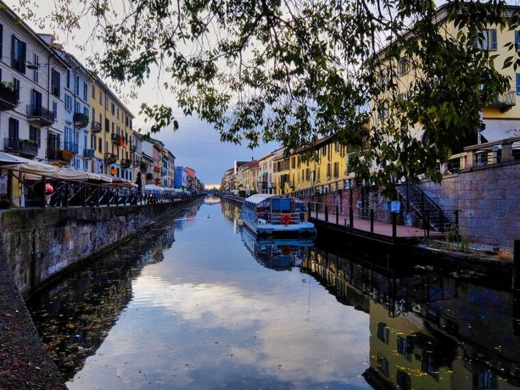milan-navigli-district-guided-canal-cruise