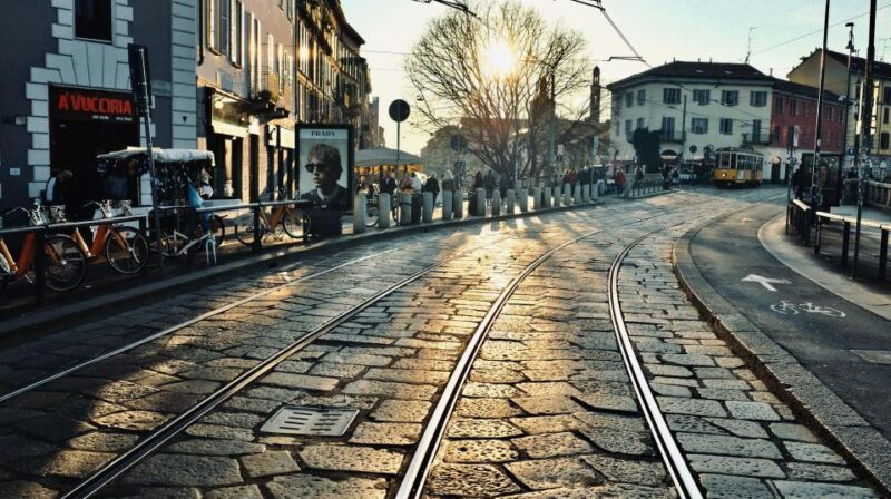 milan-navigli-district-private-tour-with-lunch