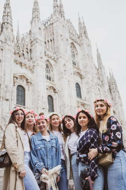Milan: Photoshoot with a Trilingual Fashion Photographer - Capture Memorable Moments in Milan with a Trilingual Photographer