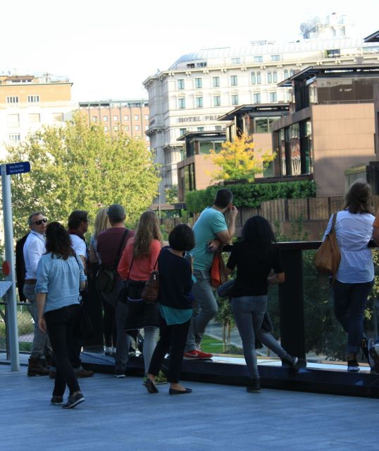 milan-piazza-gae-aulenti-and-pelli-tower-walking-tour