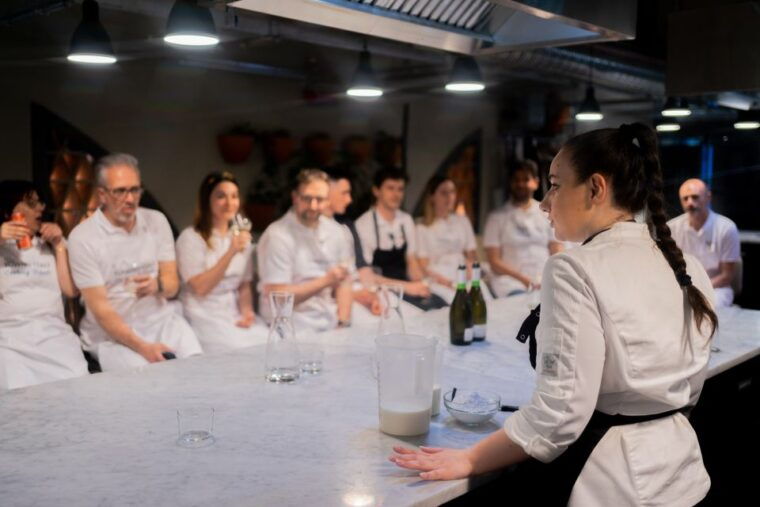 milan-pizza-and-gelato-making-class-with-dinner-and-wine