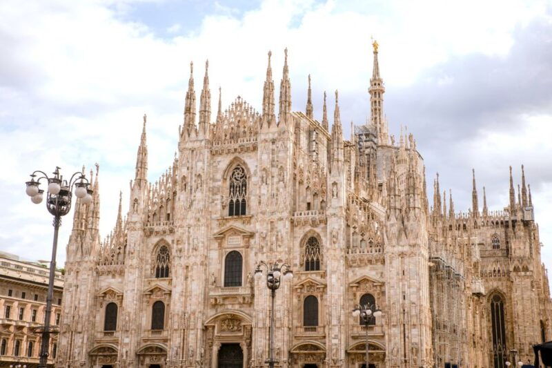 milan-priority-access-duomo-and-rooftop-tour