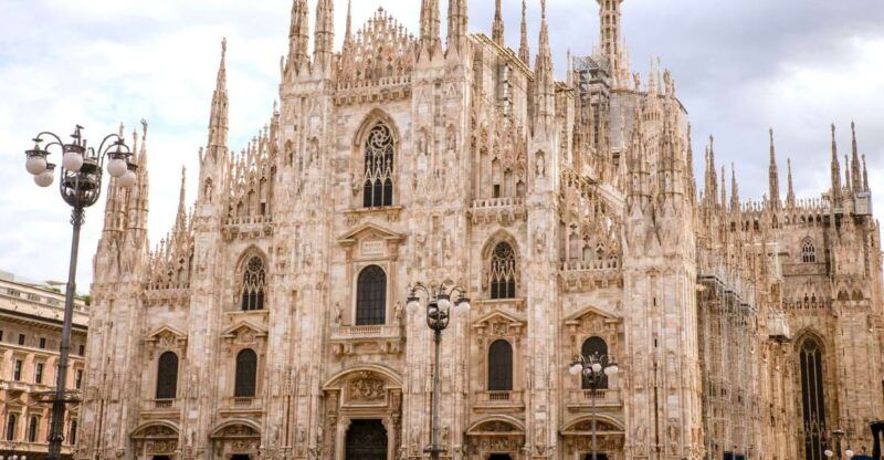 milan-priority-access-duomo-and-rooftop-tour