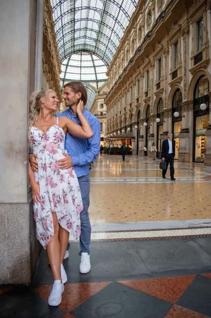 Milan: Private Photo Shoot with a Professional Photographer - The Scenic Highlights