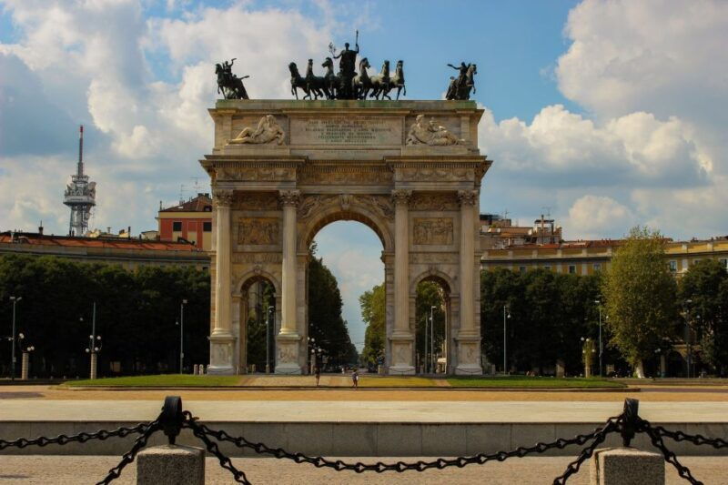 milan-private-welcome-tour-w-a-local