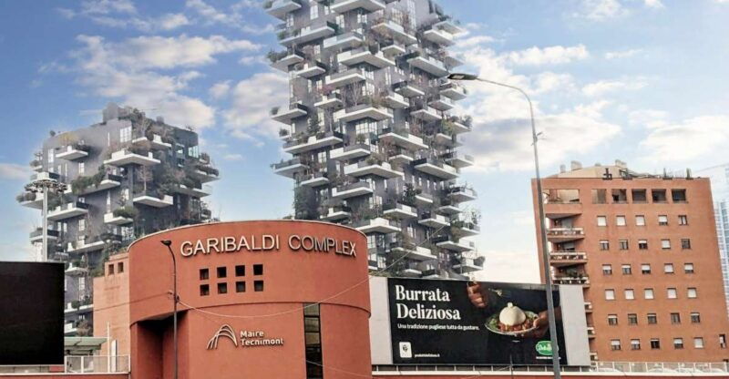 milan-self-guided-walk-in-futuristic-porta-nuova-district