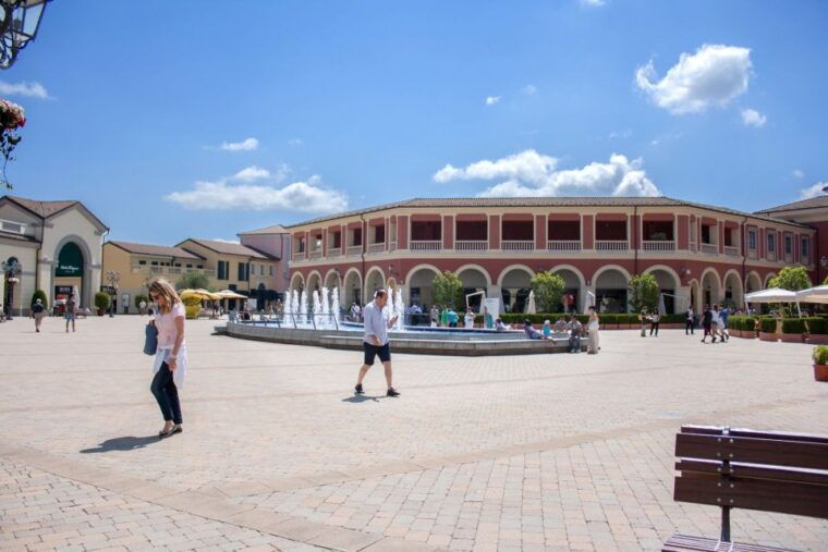 milan-serravalle-designer-outlet-roundtrip-bus-transfer