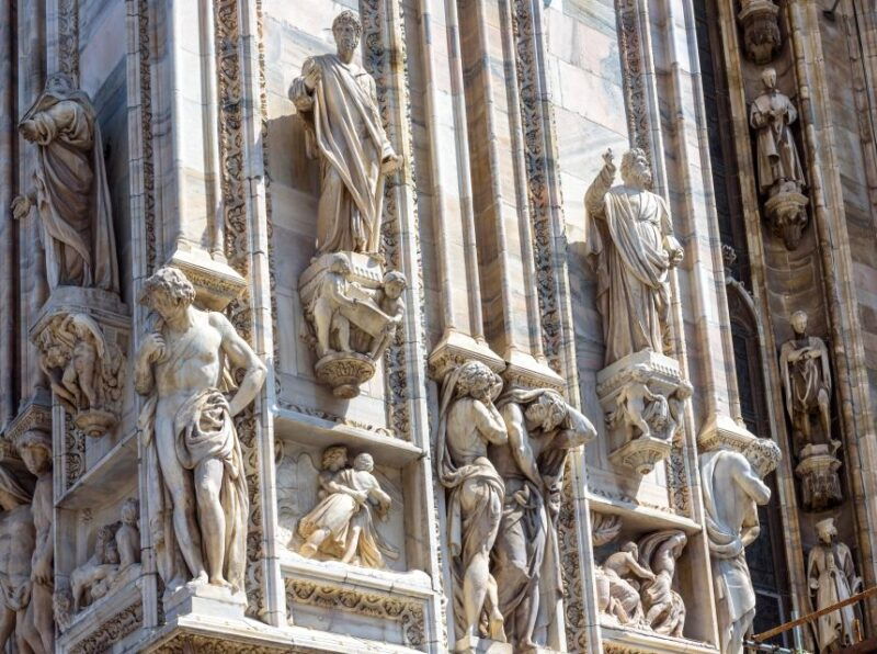 milan-skip-the-line-duomo-cathedral-guided-tour
