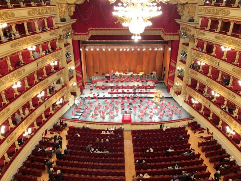 milan-skip-the-line-la-scala-museum-guided-tour