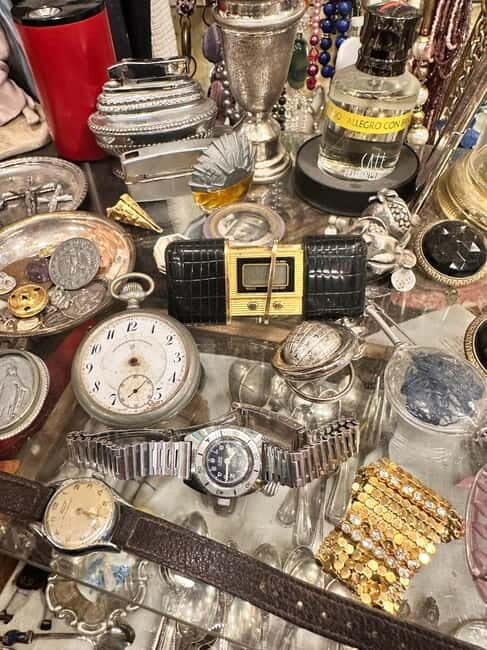 Milan: The Ultimate Vintage Shopping Guidebook - Discovering Milan’s Vintage Charm: An In-Depth Review