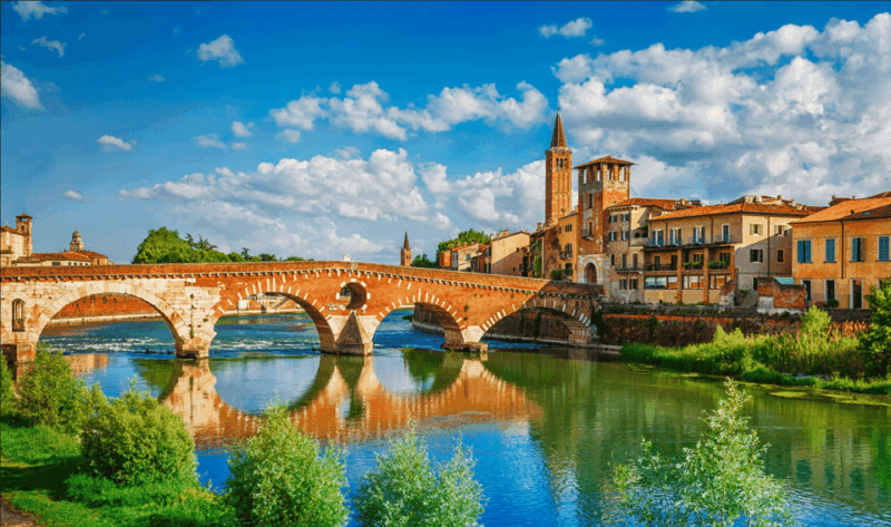 milan-verona-day-tour-with-a-lake-garda-cruise-to-sirmione