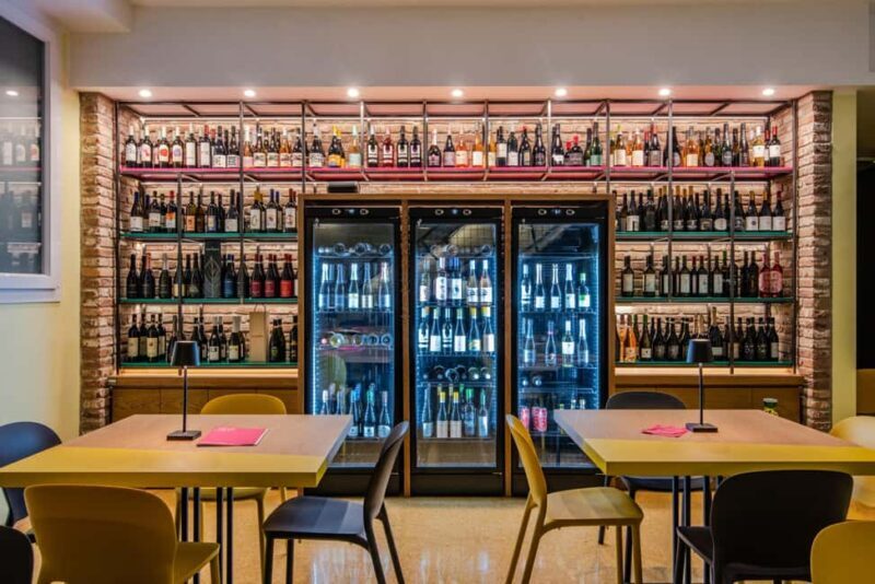 Milan: Wine Tasting Experience with Platter at Winelovers - Key Points