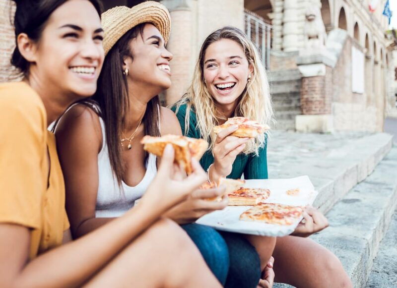 milano-food-tasting-box-audio-guided-tour-with-food-tasting