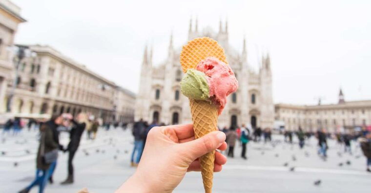 milano-food-tasting-box-audio-guided-tour-with-food-tasting