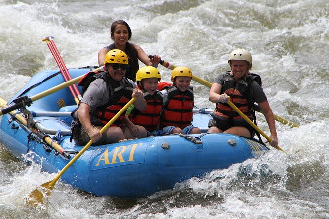 mild-scenic-family-float-on-arkansas-river-2