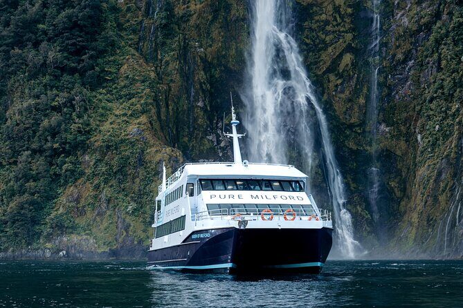 Milford Sound Cruise - Introduction: What You Can Expect from the Milford Sound Cruise