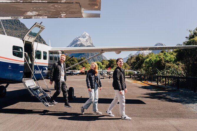 Milford Sound Cruise with Round-Trip Flights from Queenstown - An In-Depth Look at the Milford Sound Experience