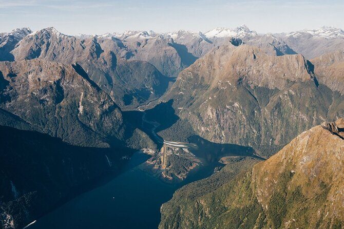 Milford Sound Discoverer 2 Hour Scenic Helicopter Experience - An In-Depth Look at the Experience