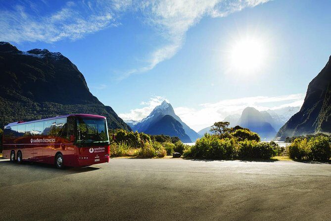 Milford Sound Premium Coach and Cruise with Lunch from Te Anau - An In-Depth Look at the Milford Sound Experience