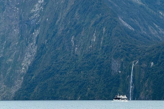 Milford Sound Private Day Trip from Queenstown via Te Anau - The Journey Begins: From Queenstown to Lake Te Anau
