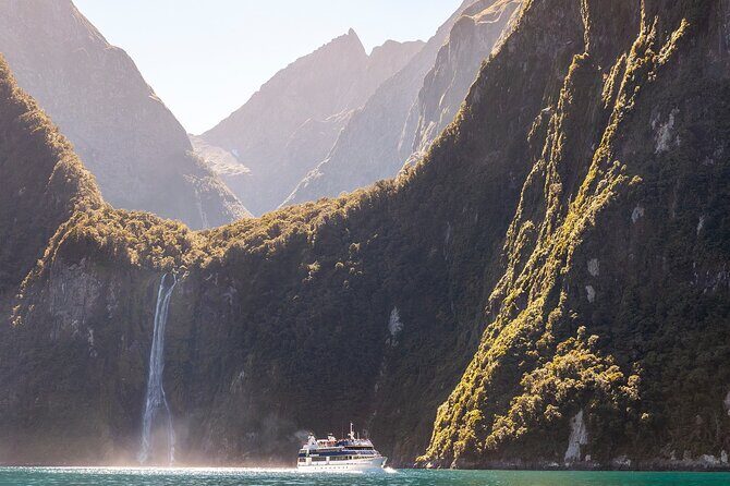 Milford Sound Tour: Cruise & Flight - Who is this tour best suited for?
