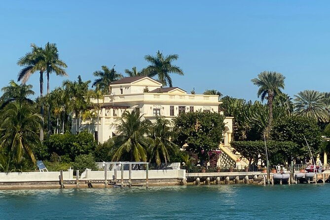 millionaire-homes-miami-favorite-boat-cruise