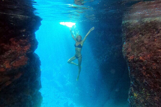 Milos caves snorkelling Catamaran Cruise in a small group - Who Should Consider This Tour?