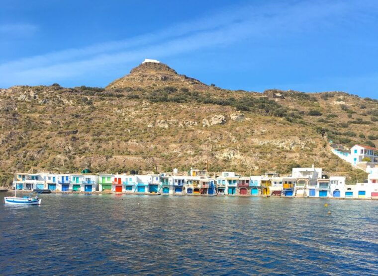 milos-full-day-catamaran-cruise-to-poliegos-and-kleftiko