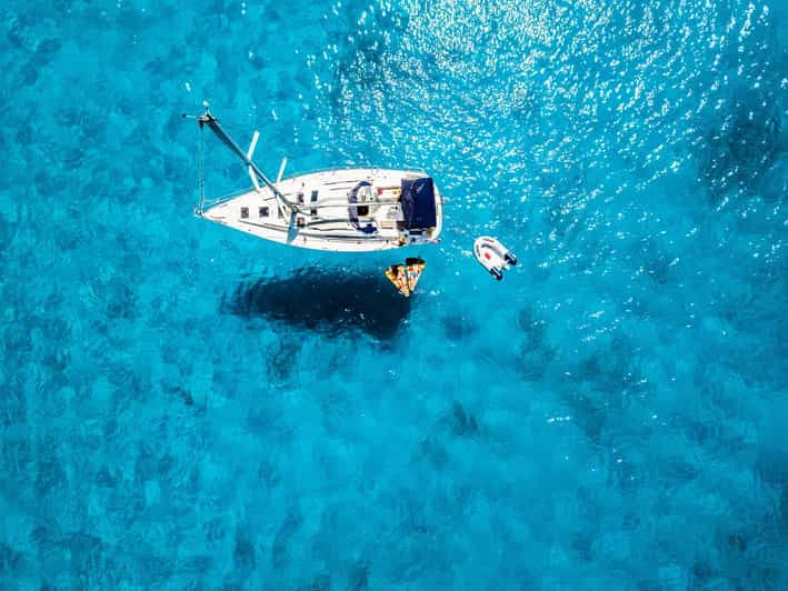 milos-full-day-kleftiko-poliegos-sailboat-tour-with-lunch