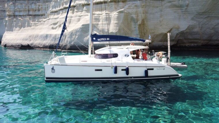 milos-full-day-milos-and-poliegos-catamaran-cruise