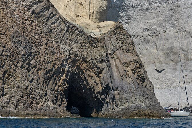 milos-island-full-day-private-tour