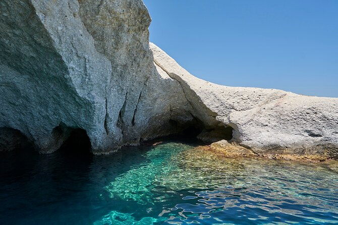milos-island-full-day-private-tour