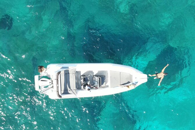 milos-island-private-boat-rental-in-milos-greece-with-no-licence