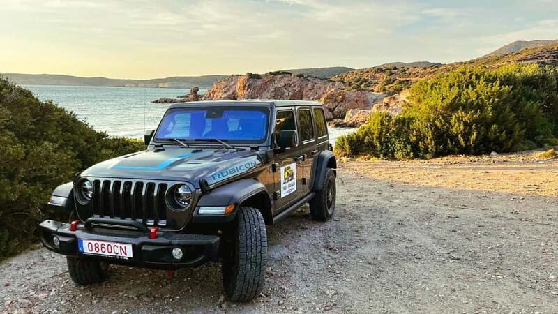 Milos: Luxury Sunset Jeep Safari with Picnic - Key Points