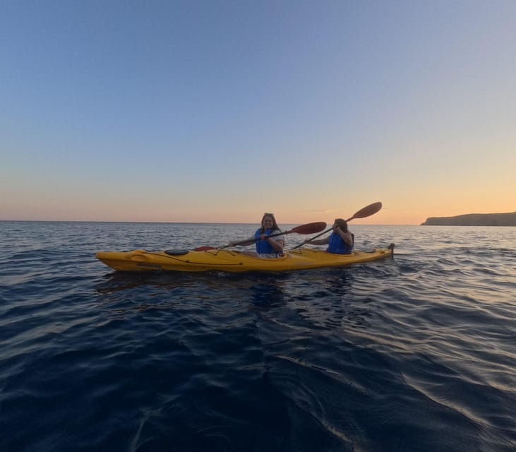 milos-romantic-semi-private-sunset-kayaking-tours