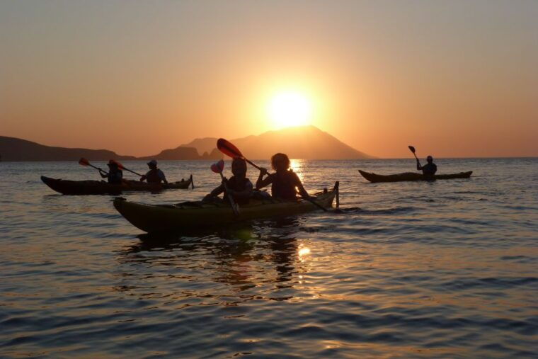 milos-sea-kayaking-trip-at-sunset-with-snack