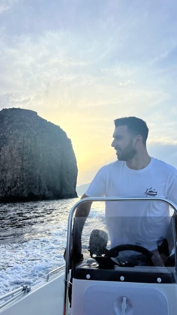 Milos: Self-Drive Boat Rental with Optional Skipper - An Introduction to the Milos Self-Drive Boat Experience