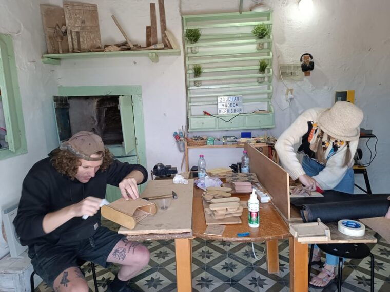 milos-zoulias-wood-workshop-experiencecraft-a-wooden-bag