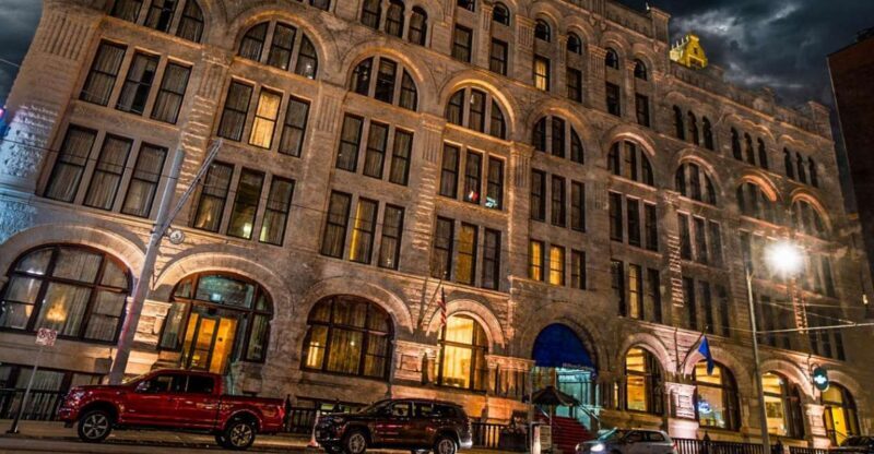 Milwaukee Ghosts: Macabre Milwaukee Haunted Walking Tour - An Overview of the Milwaukee Ghosts Haunted Walking Tour
