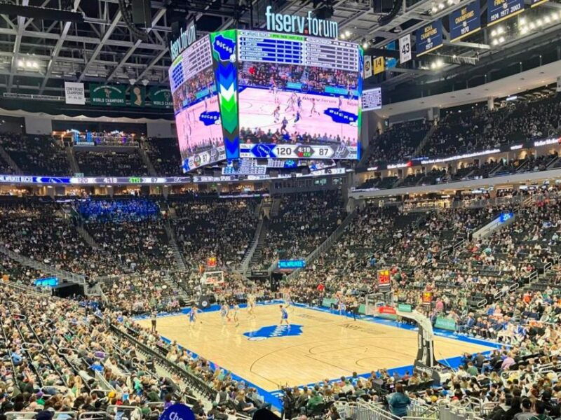 milwaukee-milwaukee-bucks-basketball-game-ticket