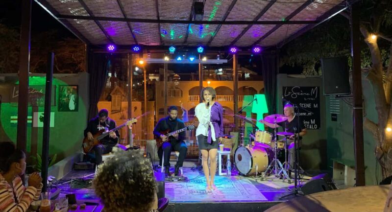 Mindelo Cultural: city tour "Mindelo by Night" - Key Points