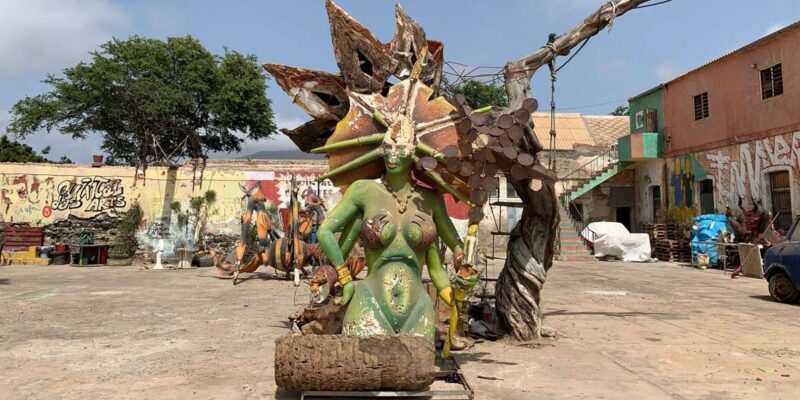 Mindelo Cultural: city tour with live music and tasting - In The Sum Up