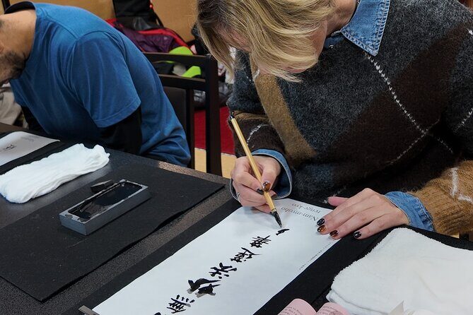Mindfulness at Mount Minobu - 750 yr old Buddhist Temple City - Cultural Activities: Kimono Dressing or Sutra Copying