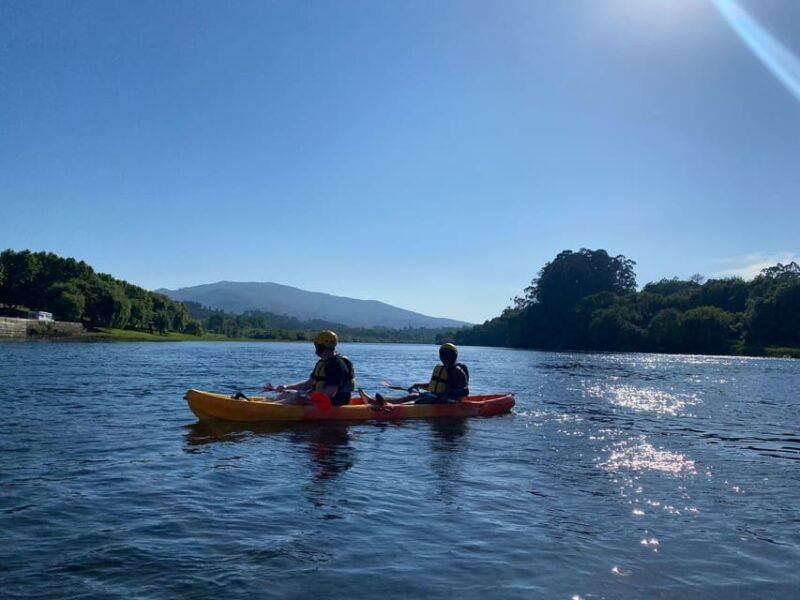 minho-kayak-tour-with-professional-guide