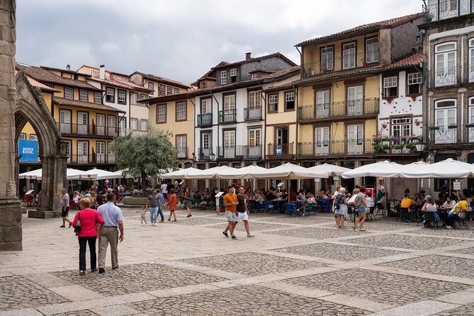 Minho Tour Private (Braga and Guimarães) Full Day - FAQs
