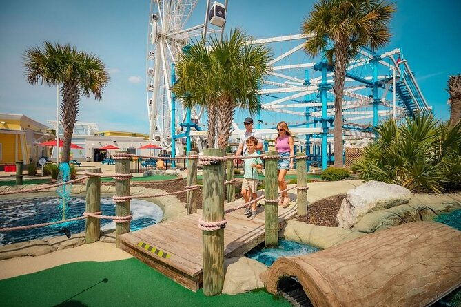 mini-golf-beneath-skywheel-panama-city-beach