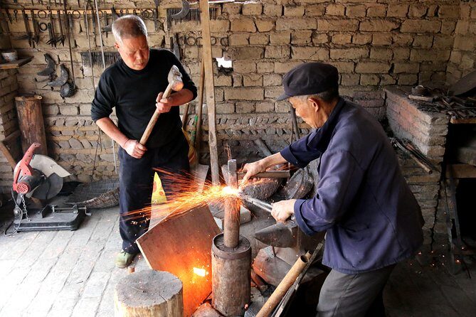 Mini Group CityWalk: Guilin Scenic and Outskirts Ancient Town - FAQ