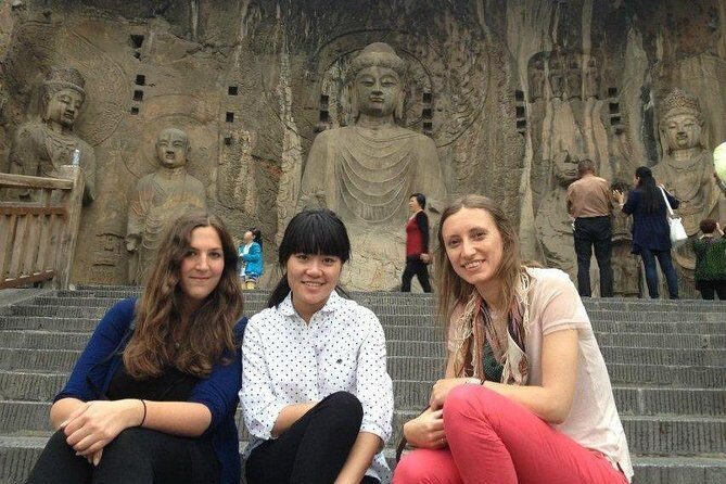 Mini Group: Guided Walking Tour of Luoyang Longmen Grottoes (4 hours) - Longmen Grottoes: The Main Attraction